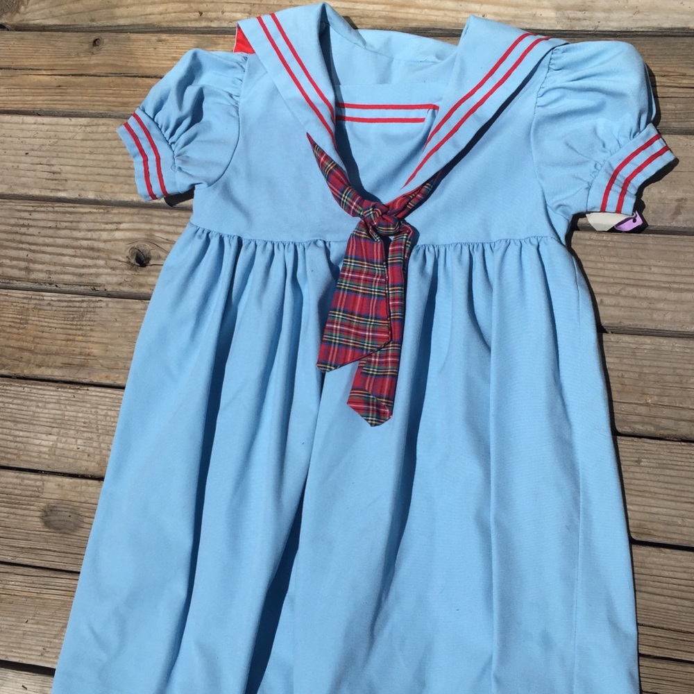 💕buy 1, get 1 free💕child’s vintage dress
